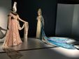 Gli abiti delle star e delle storie da sogno alla Reggia di Venaria