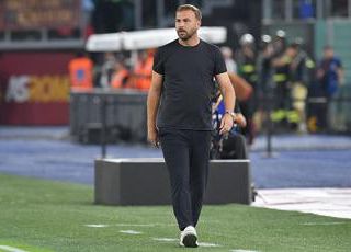Serie A, ecco gli allenatori che rischiano di non mangiare il panettone