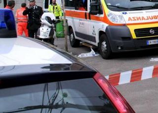 Accoltellata a Giussano, fermato l'ex della 24enne: le aveva già lanciato dell'acido