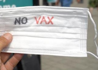 Milleproroghe, in bozza un tombale per le multe ai no vax