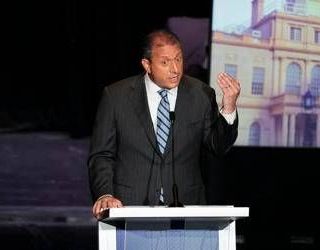 New York, agenti Ice arrestano candidato sindaco democratico New York, agenti Ice arrestano candidato sindaco democratico