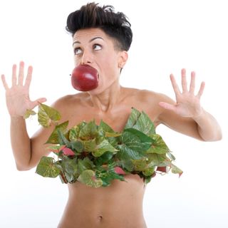 Teatro: i dubbi etici di Eva si proiettano nella contemporaneità. Al Concordia di Venaria