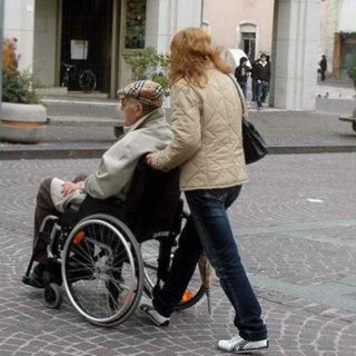 badante - foto di repertorio