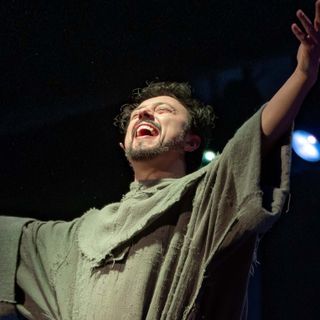 "Forza venite gente", il musical su San Francesco d'Assisi in scena al Teatro Alfieri
