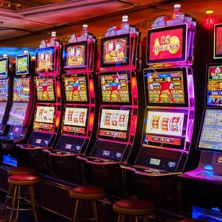 Gioco d'azzardo, al via la discussione in Aula. Ricca: &quot;Miglioriamo la legge insieme&quot;. Ma gli emendamenti sono 800mila