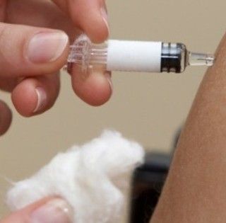 vaccinazione a un braccio