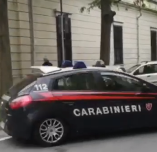 auto dei carabinieri