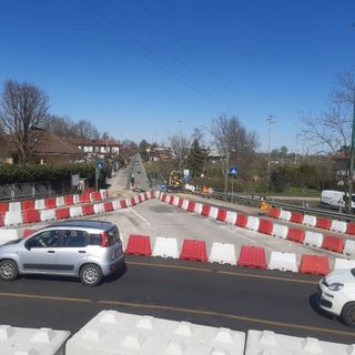 A Venaria un senso unico alternato nel cantiere della nuova rotatoria