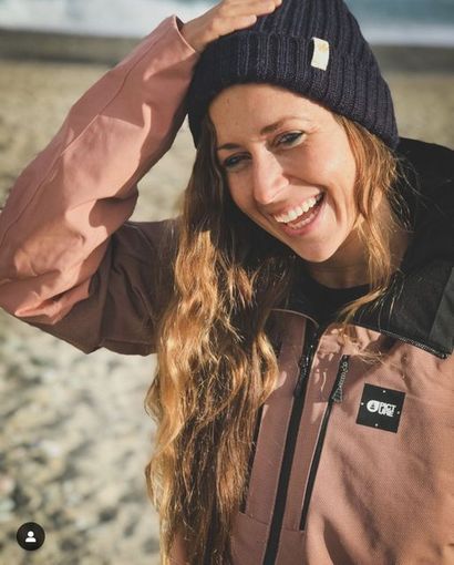 Perde la vita a 36 anni la surfista torinese Giulia Manfrini Perde la vita a 36 anni la surfista torinese Giulia Manfrini