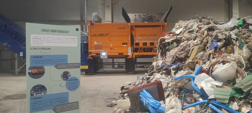 Inaugurato il nuovo centro di recupero dei rifiuti del Gruppo Vergero Inaugurato il nuovo centro di recupero dei rifiuti del Gruppo Vergero