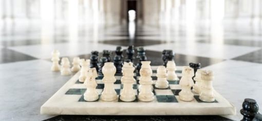 Venaria, domenica ai Giardini della Reggia saranno protagonisti gli scacchi