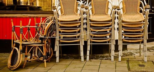 Commercio e turismo, Confesercenti: "In ciascuna azienda perdite per 120mila euro ma ristori per tremila" Commercio e turismo, Confesercenti: "In ciascuna azienda perdite per 120mila euro ma ristori per tremila"