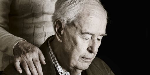 Giornata Alzheimer, definito il piano triennale che mette in rete le aziende sanitarie per l’assistenza alla demenza