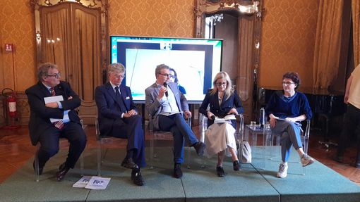 I giornali locali non fermano l'emorragia: in 30 anni persi 200mila copie e 400mila lettori I giornali locali non fermano l'emorragia: in 30 anni persi 200mila copie e 400mila lettori