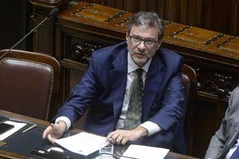 Giorgetti: "Denatalità influenza debito e crescita" Giorgetti: "Denatalità influenza debito e crescita"