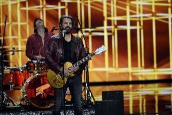 Omar Pedrini dopo l'operazione al cuore: "La voce è danneggiata, ma tornerà" Omar Pedrini dopo l'operazione al cuore: "La voce è danneggiata, ma tornerà"