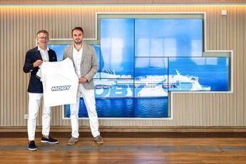 Moby scende in campo insieme al Parma, annunciata nuova partnership Moby scende in campo insieme al Parma, annunciata nuova partnership