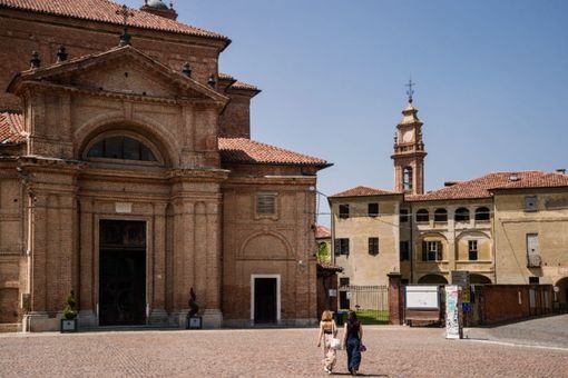 Artigiani, anziane, ex dipendenti: gli ambassador locali raccontano le Residenze Sabaude e le loro città Artigiani, anziane, ex dipendenti: gli ambassador locali raccontano le Residenze Sabaude e le loro città