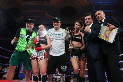 Elisabetta Canalis alla Reggia di Venaria