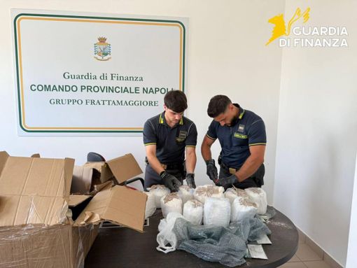 Napoli, sequestrati 100 kg di ketamina nascosta tra pasta e farina Napoli, sequestrati 100 kg di ketamina nascosta tra pasta e farina