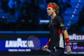 Sinner e il caso doping, Rublev: &quot;Ha avuto stress e ansia. Regole incomprensibili&quot;