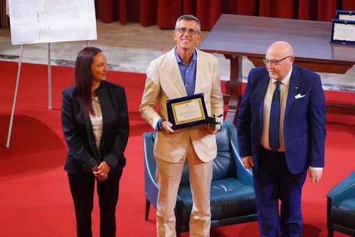 Appuntamento il 14 maggio al Casinò di Sanremo con Claudio Paglieri e il suo &quot;Il Conte Attilio&quot; per i Martedì Letterari