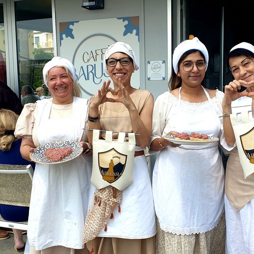 Il caffè Barusso di Alassio omaggia il Palio di Adelasia con gli “aperitivi d’epoca”