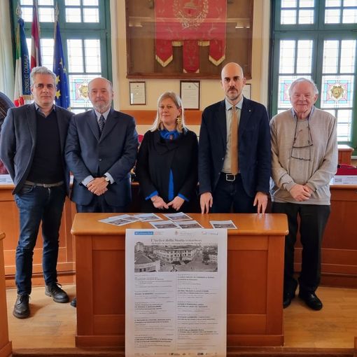 presentazione in consiglio comunale
