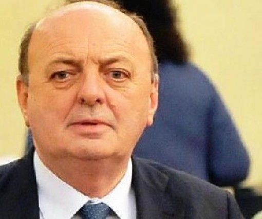 Stop ai motori diesel e benzina entro il 2035? Pichetto: “Non può essere imposto, troveremo una soluzione con le case automobilistiche”