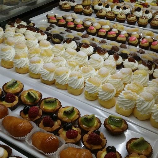 &quot;Coprifuoco&quot; sulla ristorazione, gli artigiani si ribellano: &quot;Il fatturato potrebbe crollare del 50%&quot;