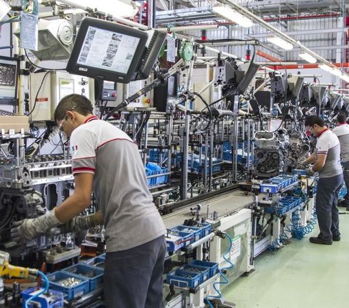 Previste 30 mila assunzioni a luglio, ma meccanici e montatori sono quasi introvabili