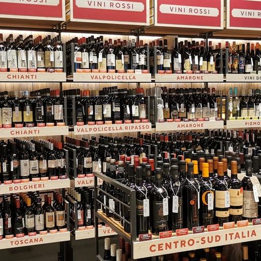 negozio di vini a Le Gru