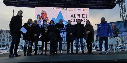 White Saturday - Sci in piazza, lanciata la stagione invernale cuneese 21\22 (VIDEO)
