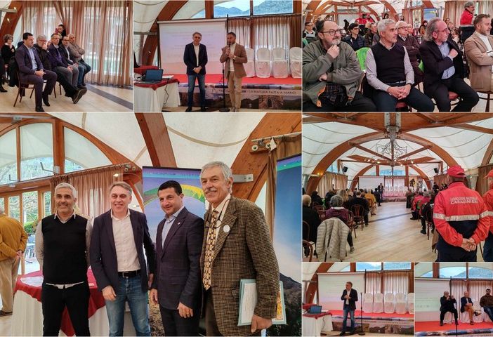 Api, impollinazione e biodiversità: a Rocchetta Nervina la premiazione del concorso “Mieli dei Parchi della Liguria&quot; (Foto e video)