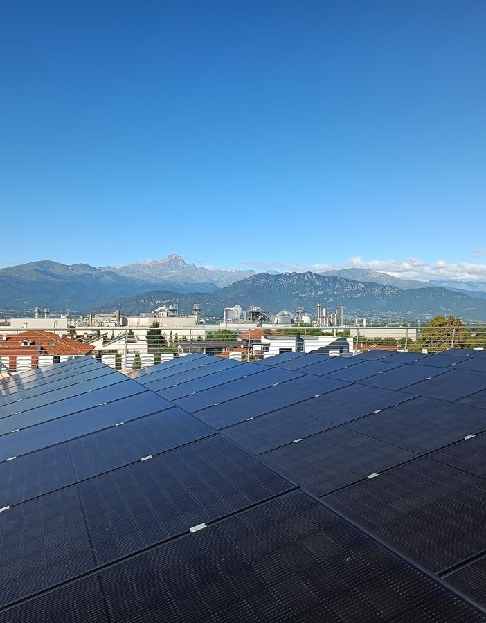 Innovazione e utilizzo di energie rinnovabili: eVISO pioniera nell'autoconsumo a distanza