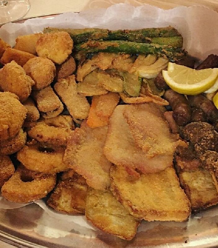 Fritto misto alla piemontese, a pranzo del 25 aprile, al Wellington di Paesana