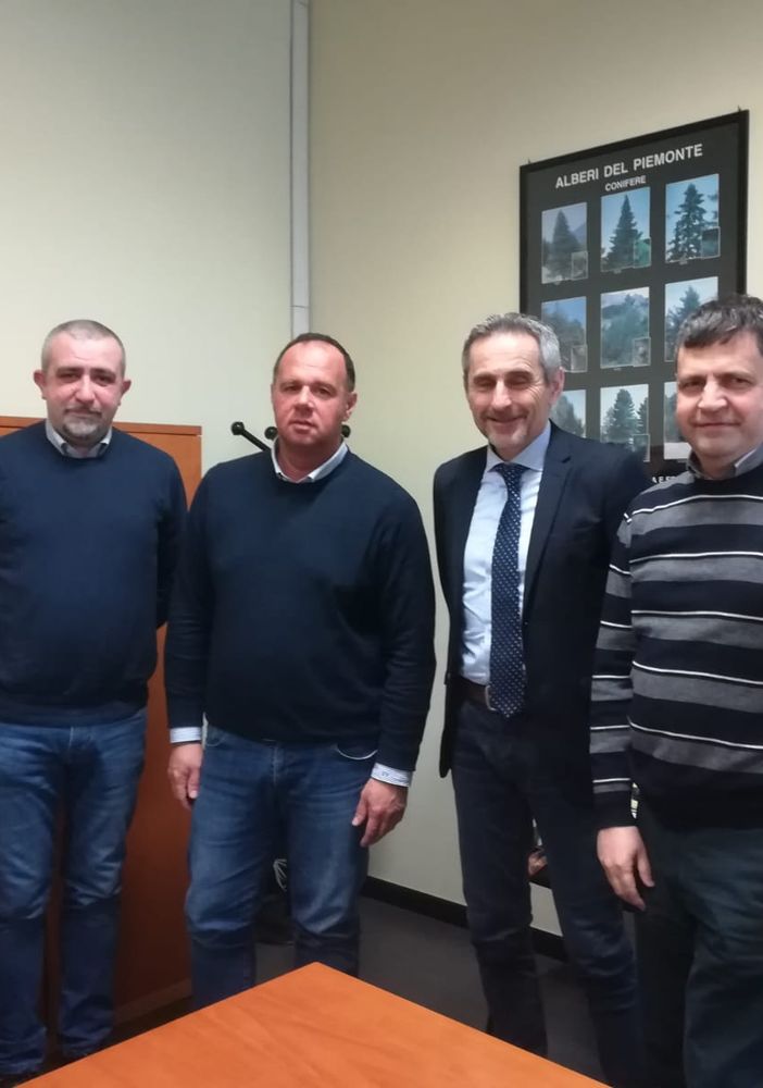 Foto di gruppo tra vertici Cia Piemonte e Arpea