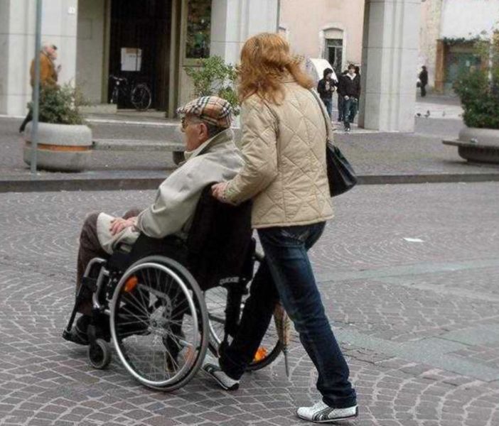 badante - foto di repertorio
