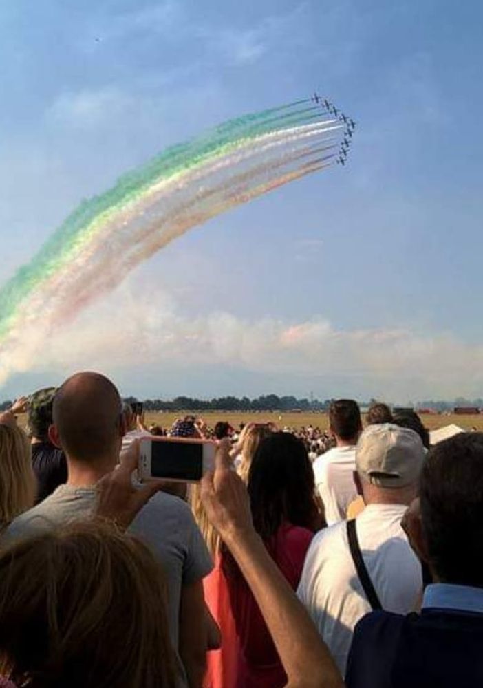 Collegno si prepara per l'esibizione delle Frecce Tricolori