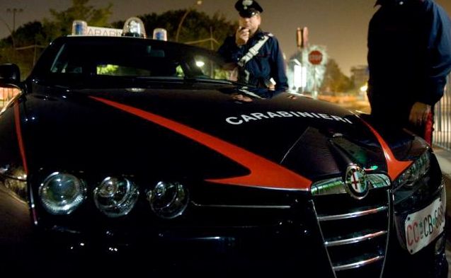 Non c'è due senza tre: terza volta in manette in un mese per il ladro d'auto che ha rubato anche un'ambulanza