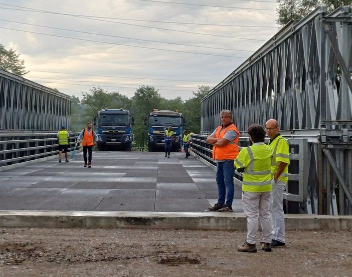 A Venaria riapre il ponte (provvisorio) Bailey sul torrente Ceronda