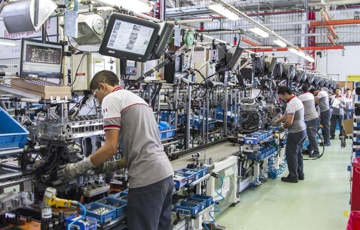 operai al lavoro