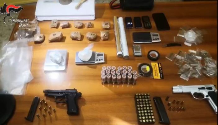 Sgominata in Puglia banda dedita a estorsione e traffico di droga Sgominata in Puglia banda dedita a estorsione e traffico di droga