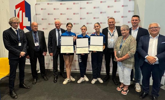 Il momento della premiazione Il momento della premiazione