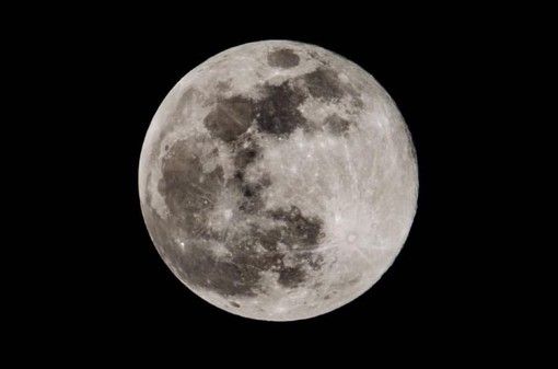 Occhi al cielo martedì 7 marzo per la Luna piena del Verme, che annuncia la primavera