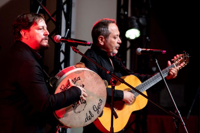 Vivi una serata speciale all’Osteria Rabezzana con Le serenate al tavolo per San Valentino