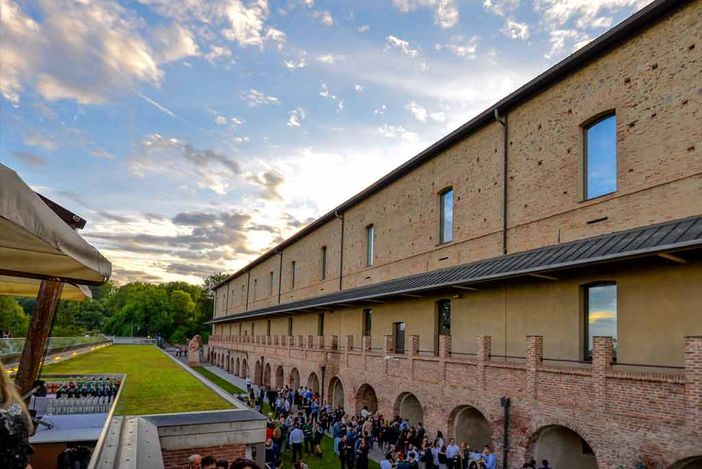 Una Notte al Castello di Rivoli: l'evento tra arte contemporanea e musica Una Notte al Castello di Rivoli: l'evento tra arte contemporanea e musica