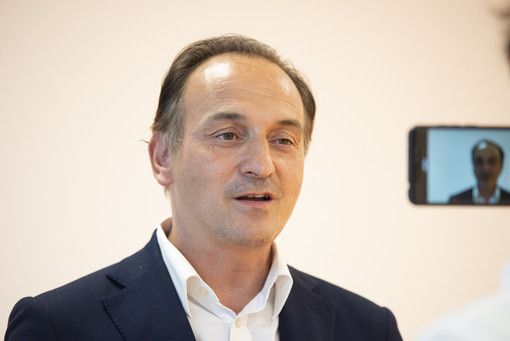 Il governatore del Piemonte Alberto Cirio