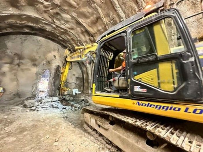 Slitta al 2031 la metro 1 fino a Cascina Vica: ora si lavora per ridurre i cantieri Slitta al 2031 la metro 1 fino a Cascina Vica: ora si lavora per ridurre i cantieri