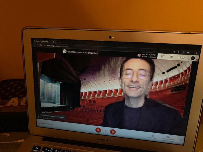 Trasmissione in streaming del Così fan tutte Trasmissione in streaming del Così fan tutte